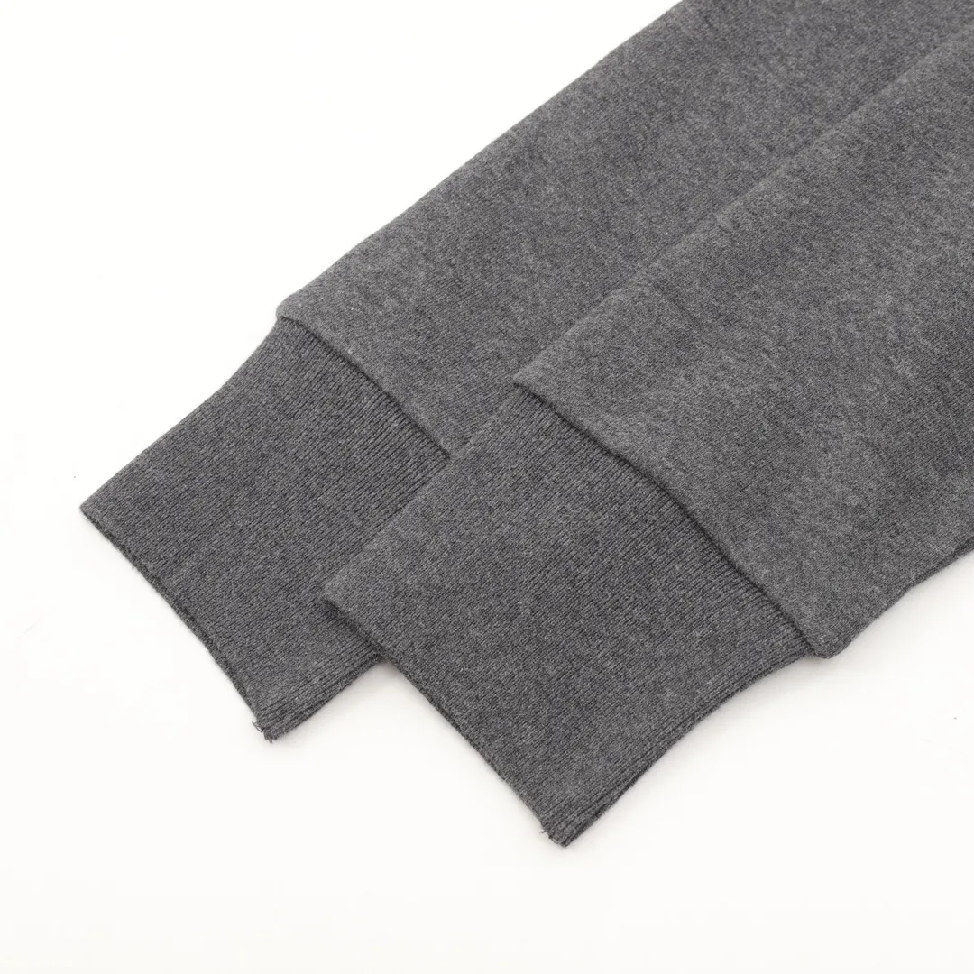 Thom Browne/ ， ， （ 10 ）。 32s 8s， ， 380g， 500kg（ 1000 ）。 ， 0.4 ， ， ！ 。 Size：1-4